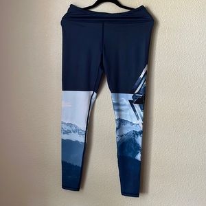 Belong Designs Women's Wayfarer Leggings